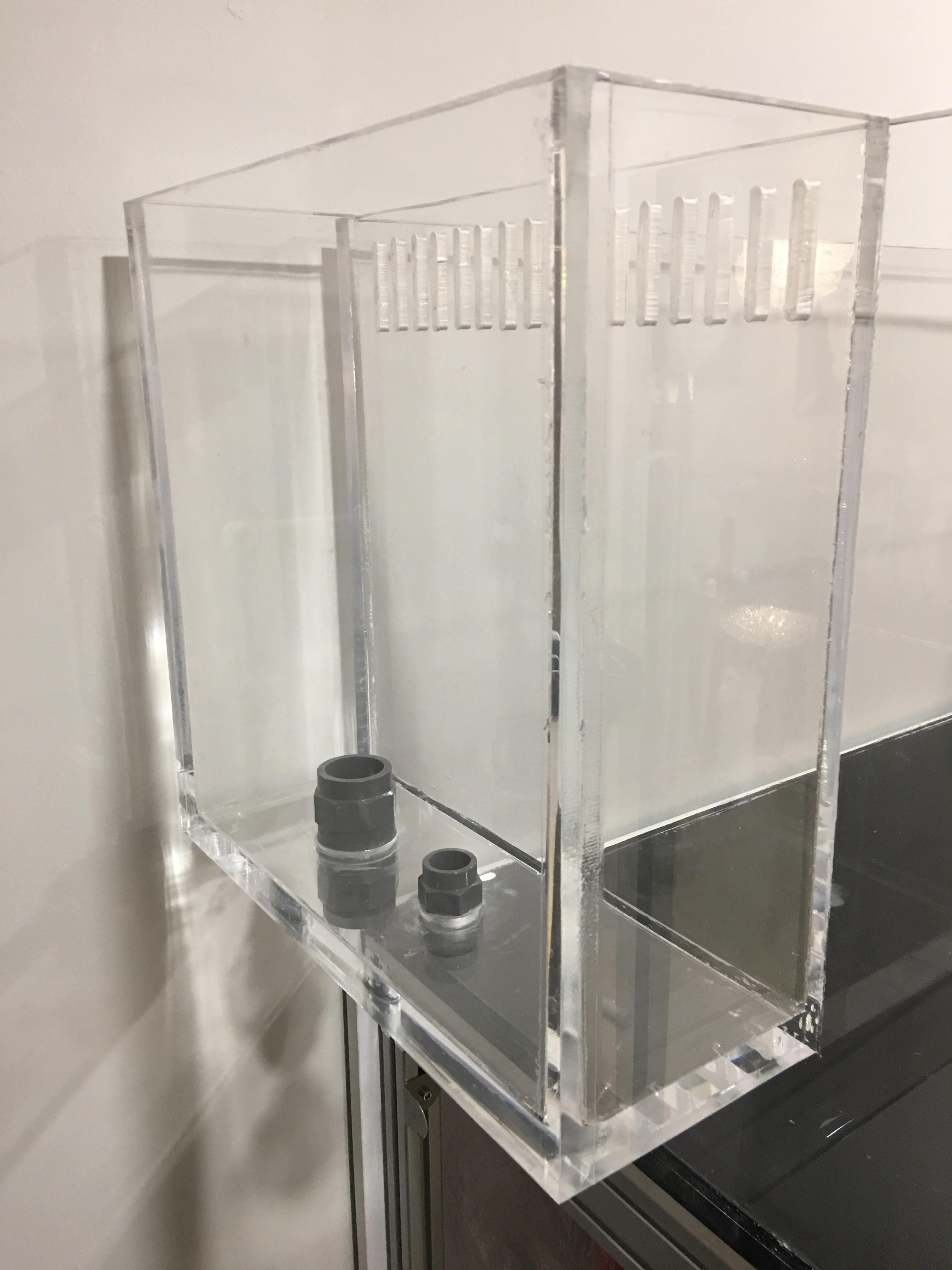 WTS 422 Acrylic Tank ( 20mm ) Sell off/Pasar Malam Shop Singapore