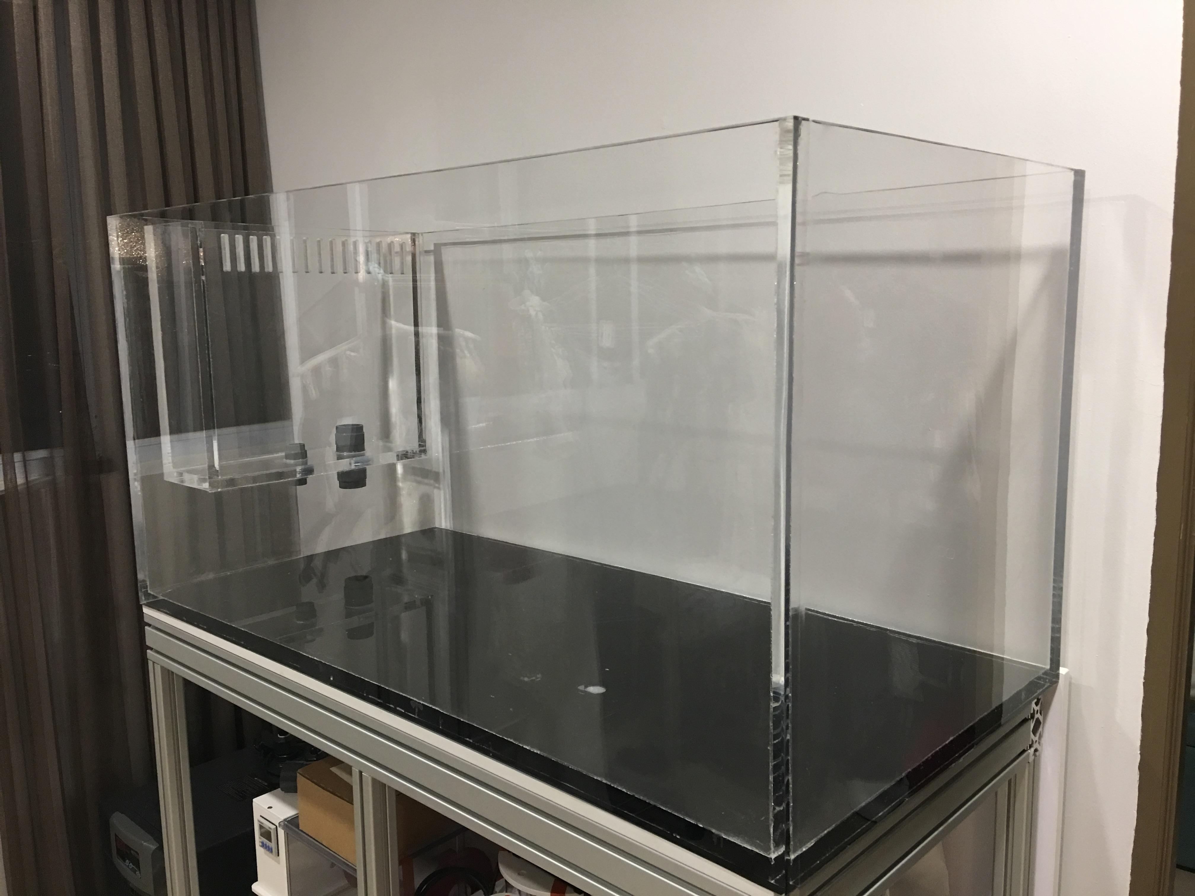 WTS 422 Acrylic Tank ( 20mm ) Sell off/Pasar Malam Shop Singapore